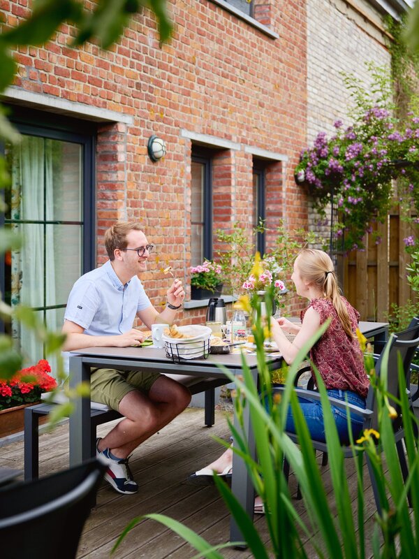 Buiten ontbijten